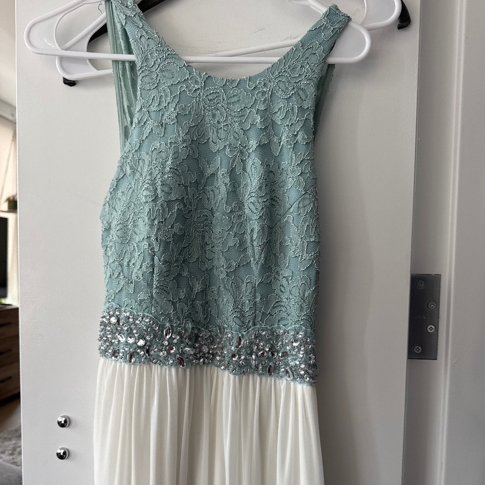 Macys size 0-2 dress maxi formal white and blue